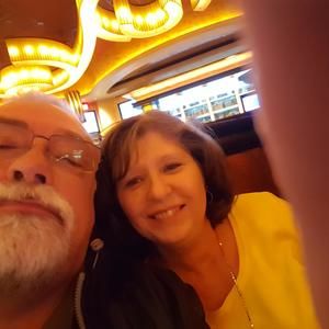 Meet your Posher, Simon